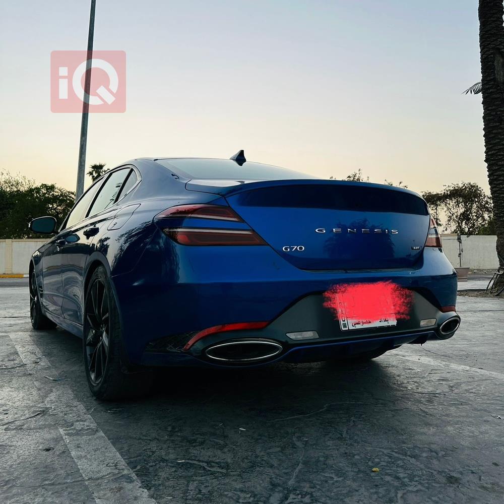 جنسس G70